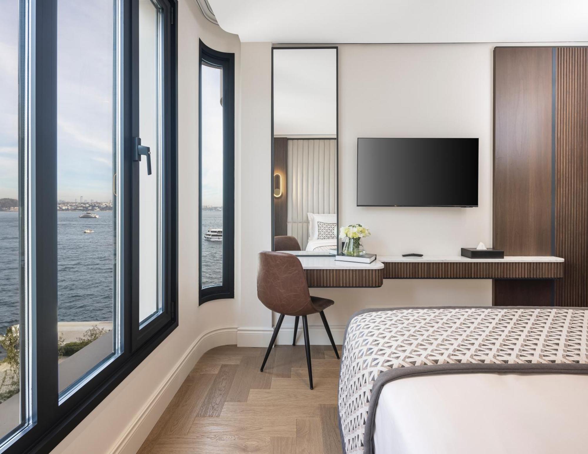 Dream Inn Karakoey Bosphorus Istanbul Exterior photo