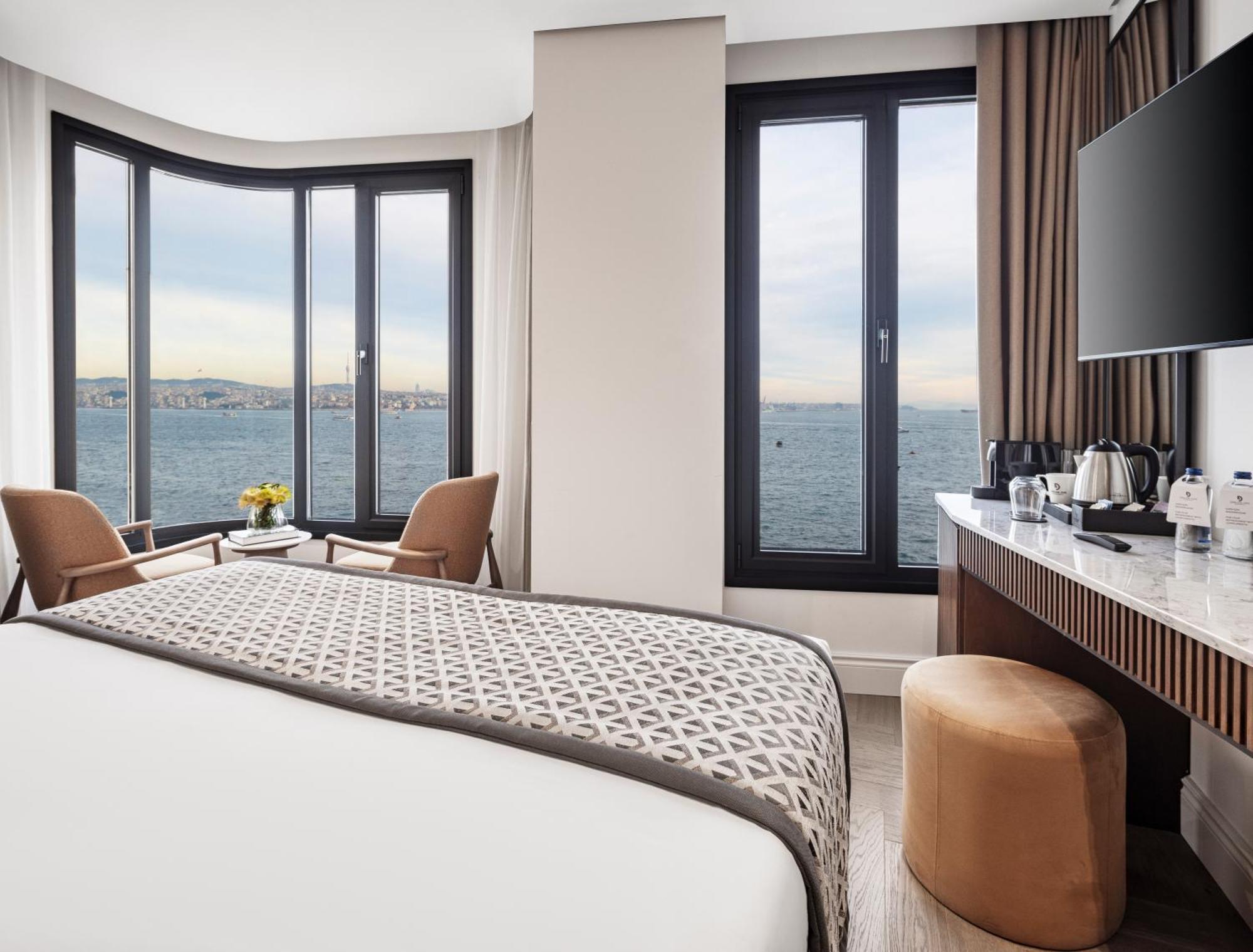 Dream Inn Karakoey Bosphorus Istanbul Exterior photo