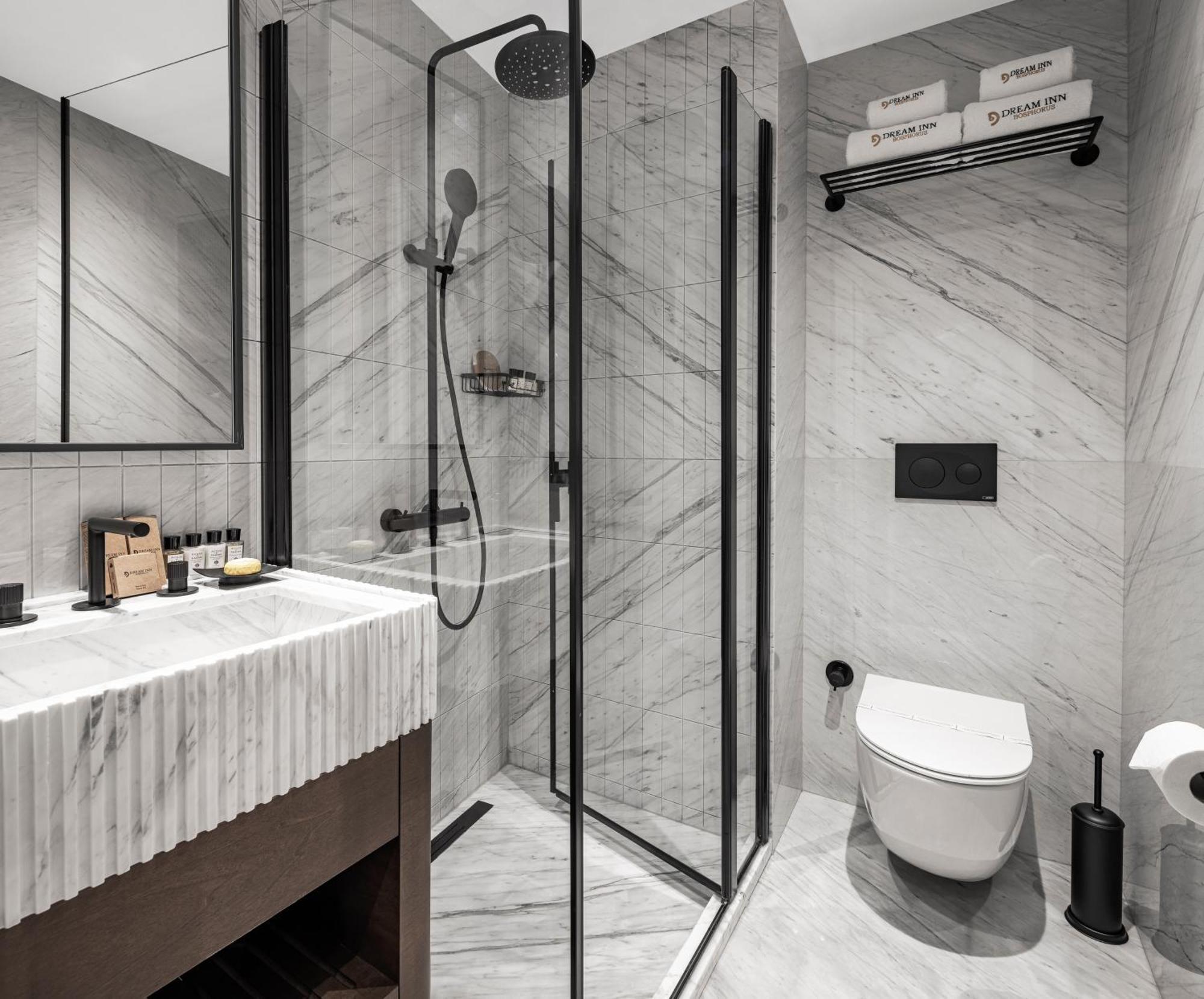 Dream Inn Karakoey Bosphorus Istanbul Exterior photo